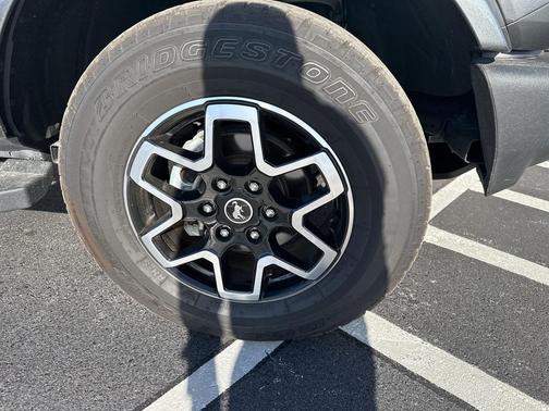 2024 Ford Bronco Outer Banks