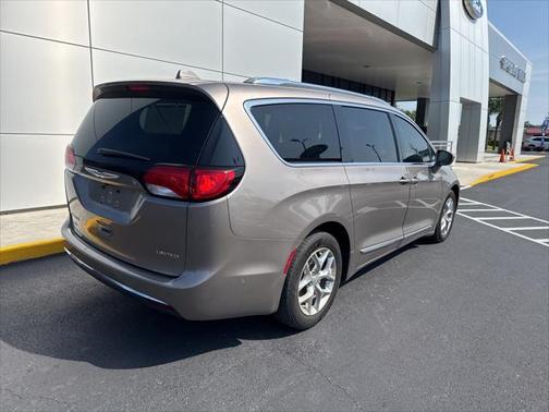 2018 Chrysler Pacifica Limited