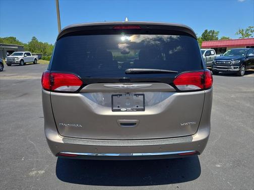 2018 Chrysler Pacifica Limited