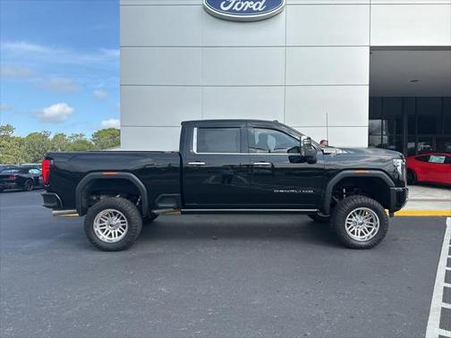 2024 GMC Sierra 2500 Denali