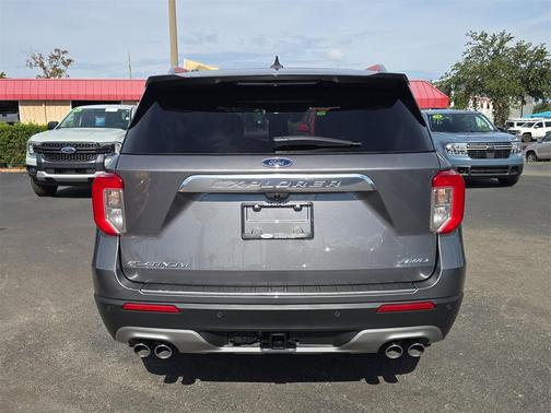 2022 Ford Explorer Platinum