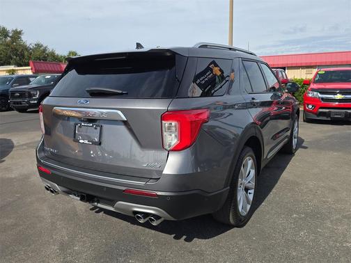 2022 Ford Explorer Platinum