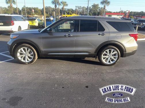 2022 Ford Explorer Platinum