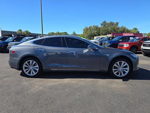 2013 Tesla Model S Performance