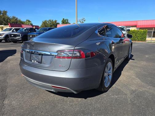 2013 Tesla Model S Performance