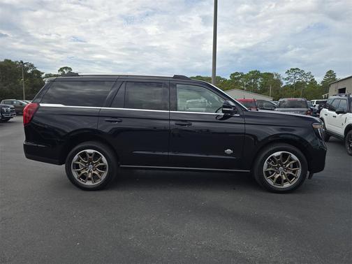 2025 Ford Expedition King Ranch