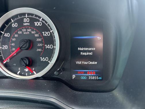 Blizzard Pearl 2021 Toyota Corolla SE