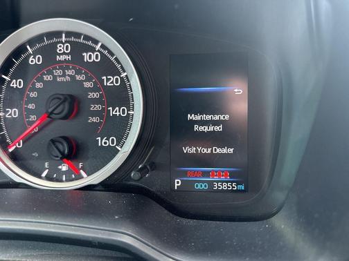 Blizzard Pearl 2021 Toyota Corolla SE