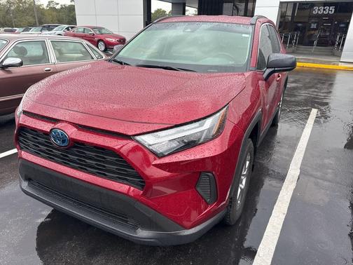 2023 Toyota RAV4 Hybrid SE