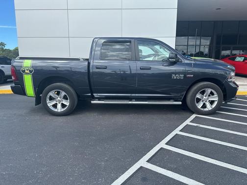 2016 RAM 1500 Sport