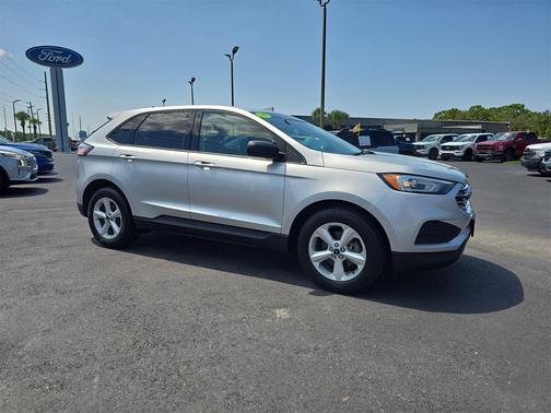 2019 Ford Edge SE