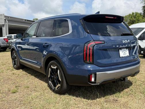 Midnight Lake Blue 2024 Kia Telluride EX
