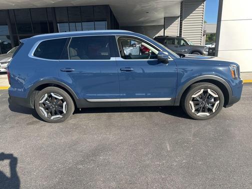 Midnight Lake Blue 2024 Kia Telluride EX