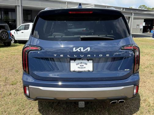 Midnight Lake Blue 2024 Kia Telluride EX