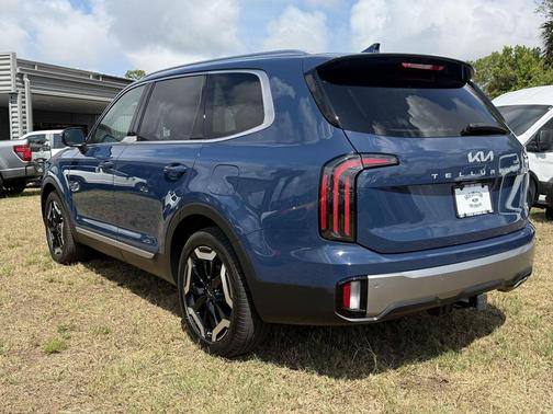 Midnight Lake Blue 2024 Kia Telluride EX