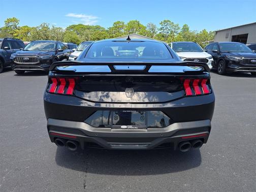 2025 Ford Mustang Dark Horse Fastback