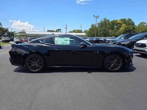 2025 Ford Mustang Dark Horse Fastback