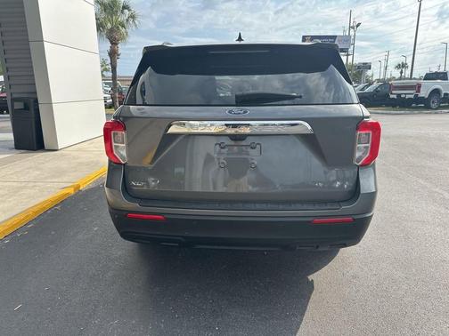 CARBONIZED GRAY METALLIC 2023 Ford Explorer XLT