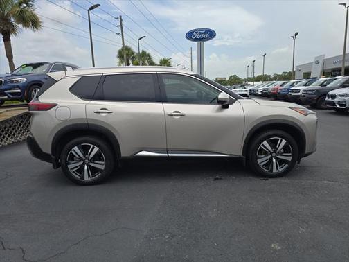 2021 Nissan Rogue SL