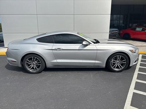 2017 Ford Mustang EcoBoost