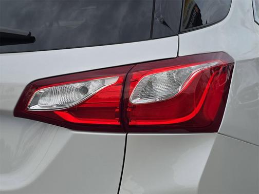 2020 Chevrolet Equinox Premier w/2LZ