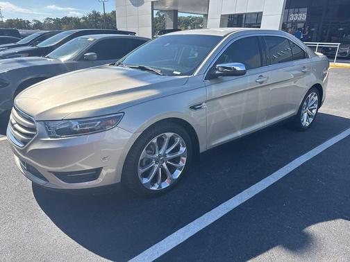 2018 Ford Taurus Limited