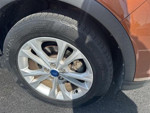 2017 Ford Escape SE