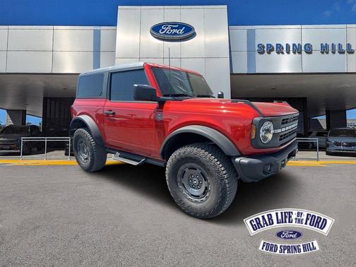 HOT PEPPER RED MET TINT CC 2024 Ford Bronco Black Diamond