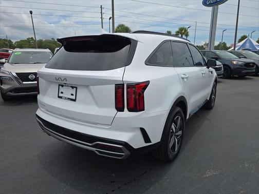 2023 Kia Sorento S