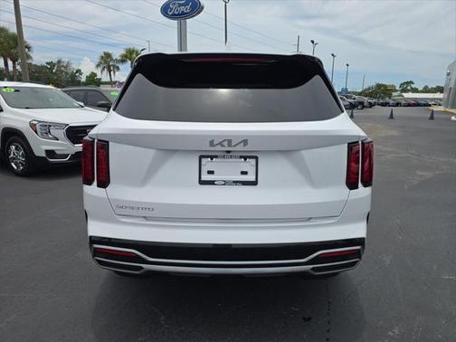 2023 Kia Sorento S