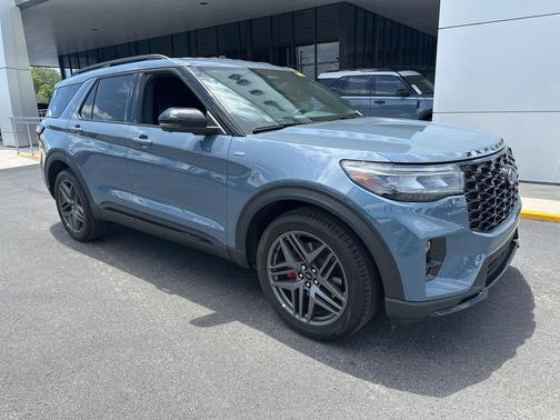 VAPOR BLUE 2026 Ford Explorer ST-Line