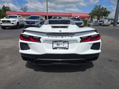 2024 Chevrolet Corvette Stingray w/2LT