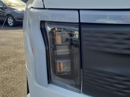 2024 Ford F-150 Lightning XLT