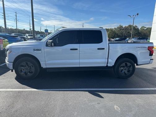2024 Ford F-150 Lightning XLT
