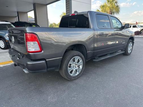 Granite Crystal Metallic Clearcoat 2022 RAM 1500 Big Horn/Lone Star