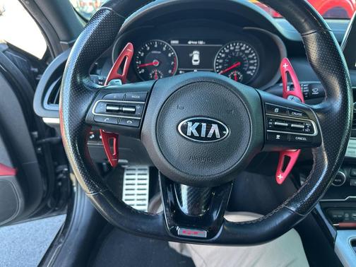 2020 Kia Stinger GT1