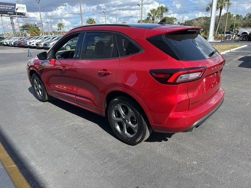 2023 Ford Escape ST-Line