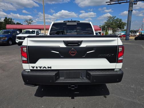 2024 Nissan Titan PRO-4X