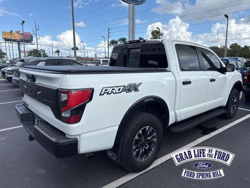 2024 Nissan Titan PRO-4X