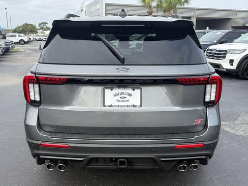 CARBONIZED GRAY METALLIC 2025 Ford Explorer ST