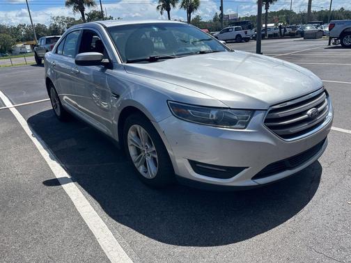 Ingot Silver Metallic 2016 Ford Taurus SEL
