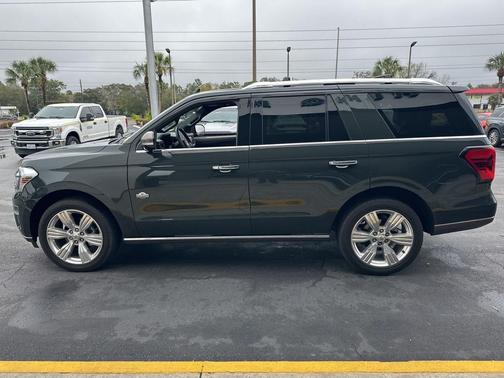 2023 Ford Expedition King Ranch