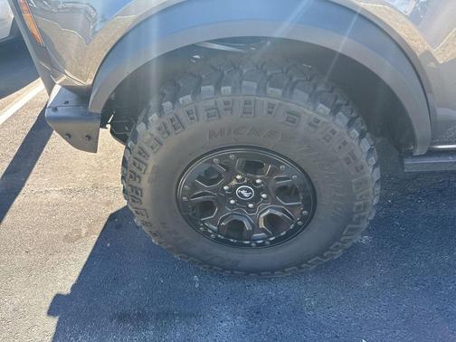 2022 Ford Bronco Black Diamond