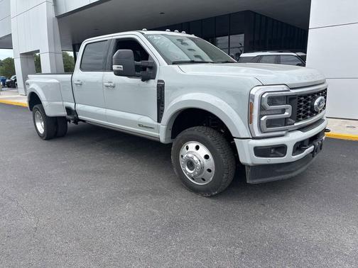 AVALANCHE 2026 Ford F-450 Platinum