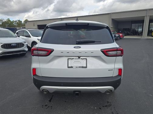 2026 Ford Escape PHEV SE