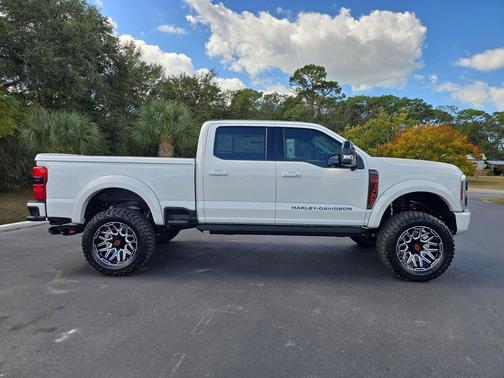 STAR WHITE 2026 Ford F-250 Lariat