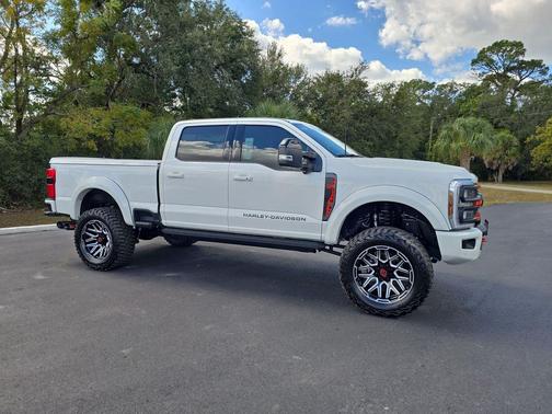 STAR WHITE 2026 Ford F-250 Lariat