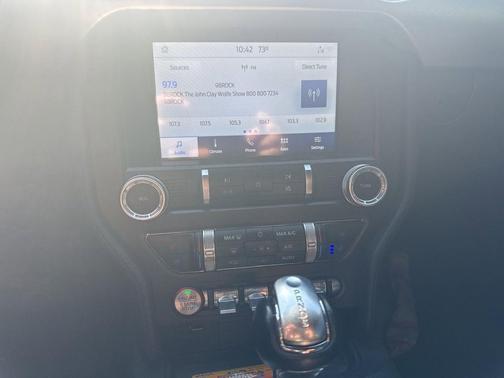 2022 Ford Mustang EcoBoost Premium