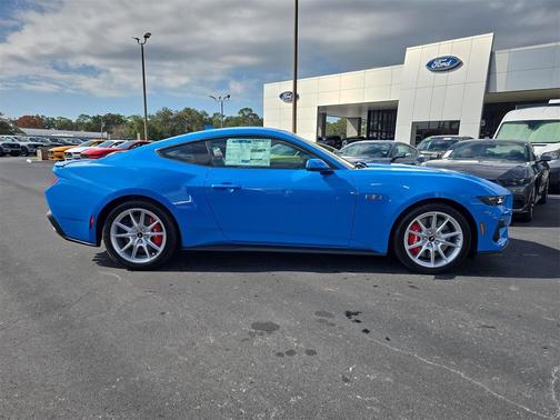 2026 Ford Mustang GT Premium