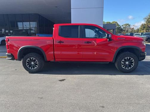 2023 Chevrolet Silverado 1500 ZR2